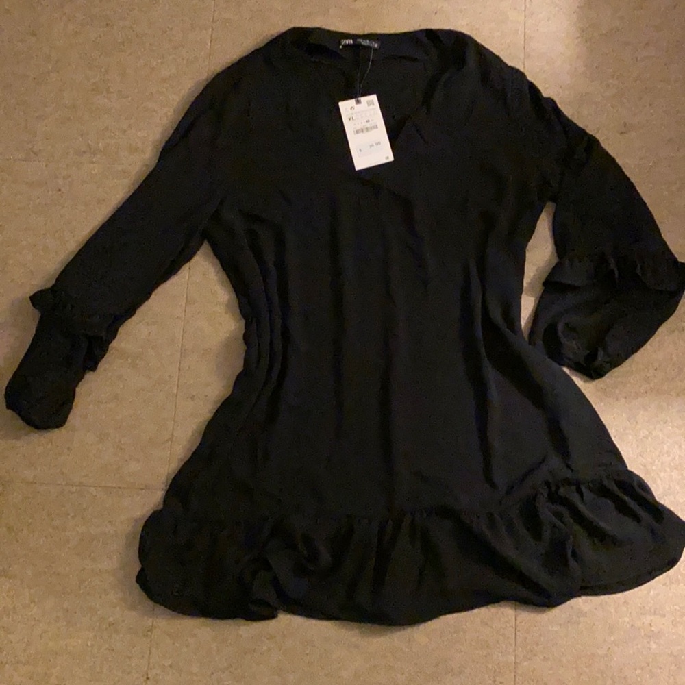 New Black Zara ruffle long sleeves dress